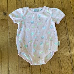 VINTAGE MCBABY PINK ANIMAL GRAPHIC ONESIE OUTFIT SIZE 0/3 MONTHS 100% COTTON